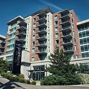 Hotel The Parkside And, Victoria